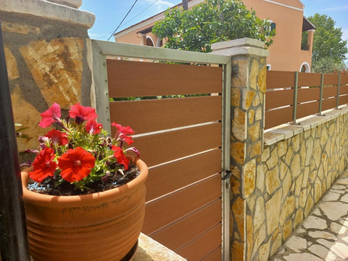 Villa Tina Country Beach Apartments Acharavi  Zimmer foto