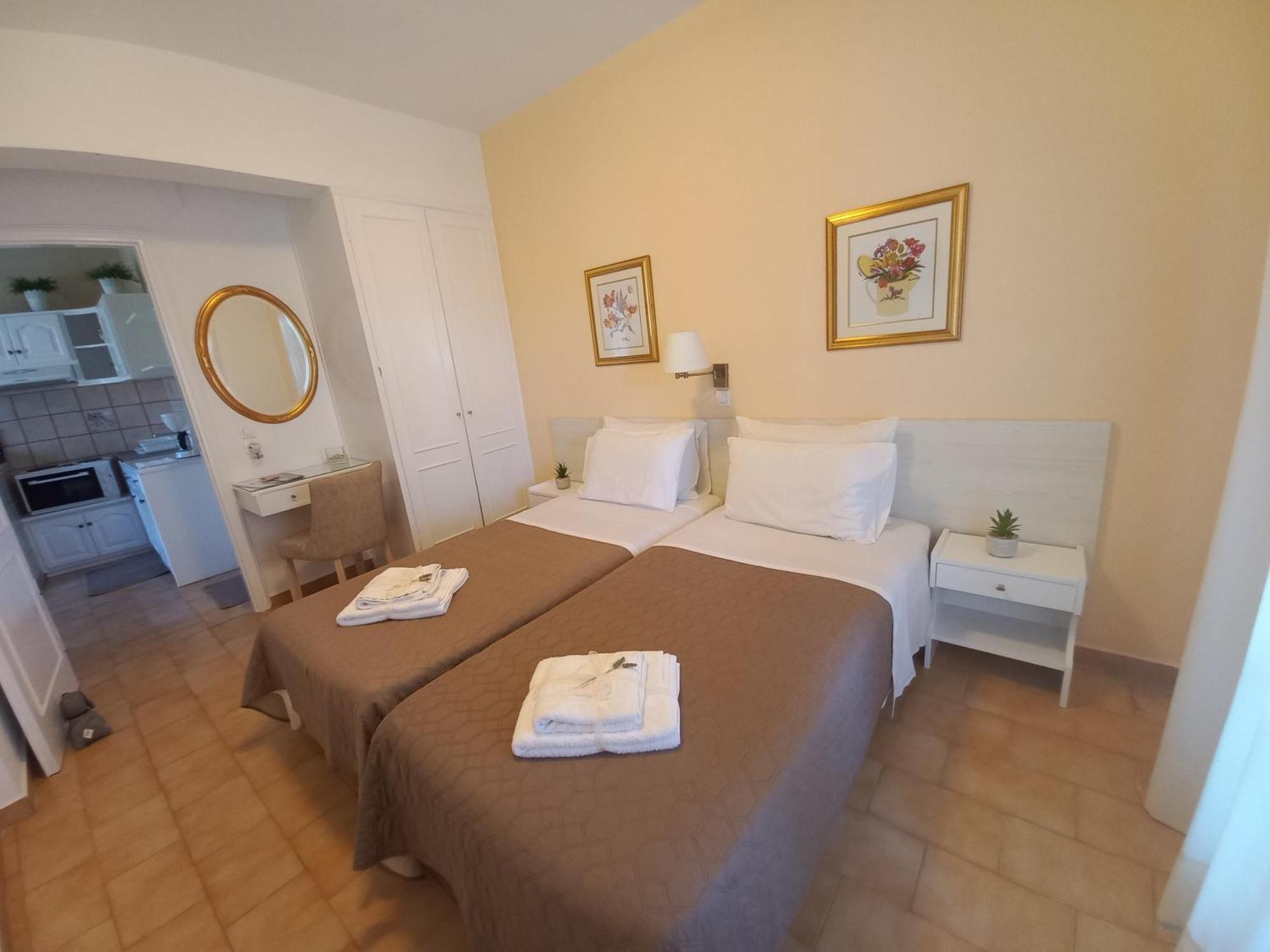 Villa Tina Country Beach Apartments Acharavi  Zimmer foto