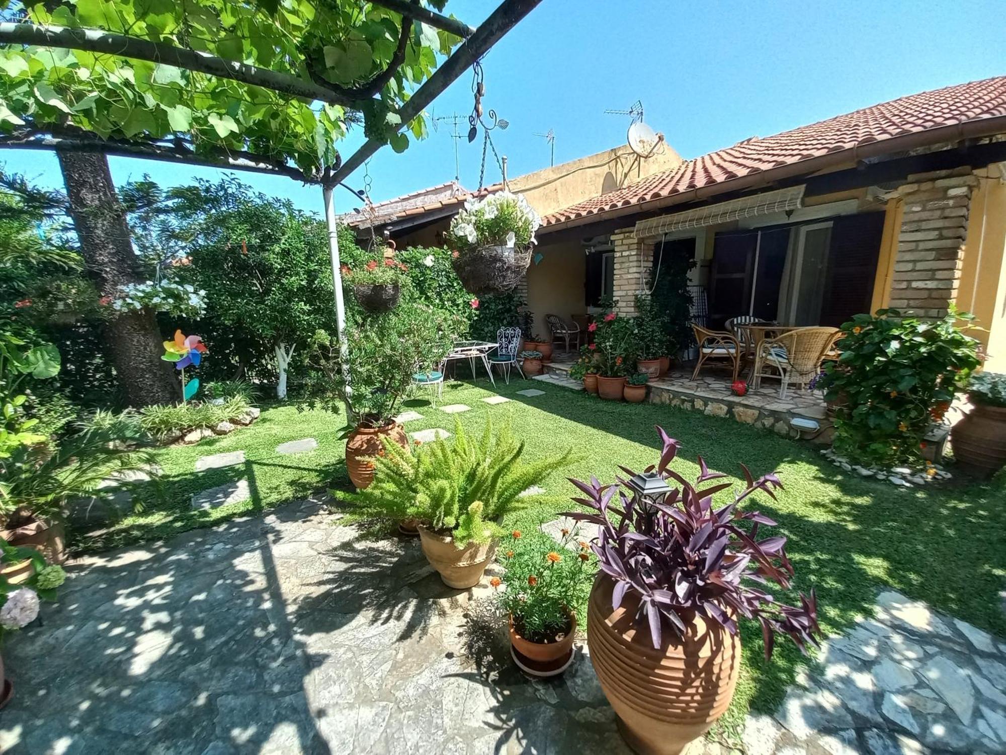 Villa Tina Country Beach Apartments Acharavi  Zimmer foto