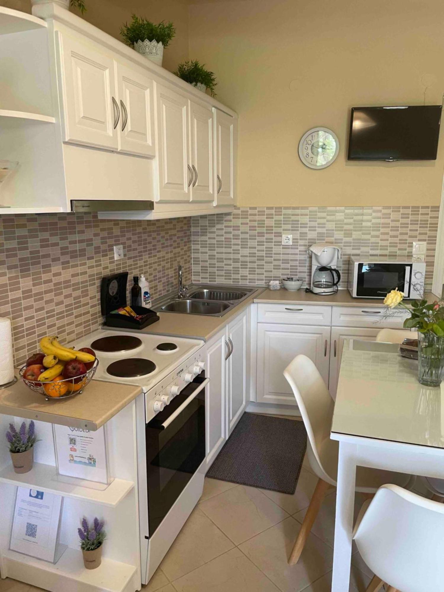 Villa Tina Country Beach Apartments Acharavi  Zimmer foto